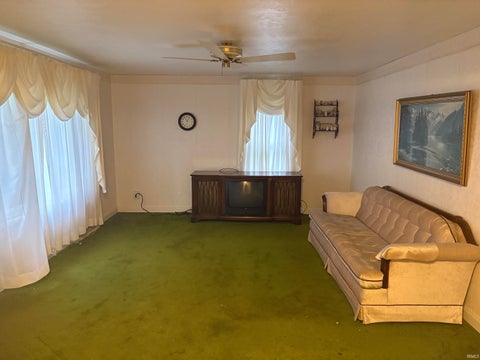 Tiny photo for 808 Esther Street, Huntington, IN 46750 (MLS # 202639459)