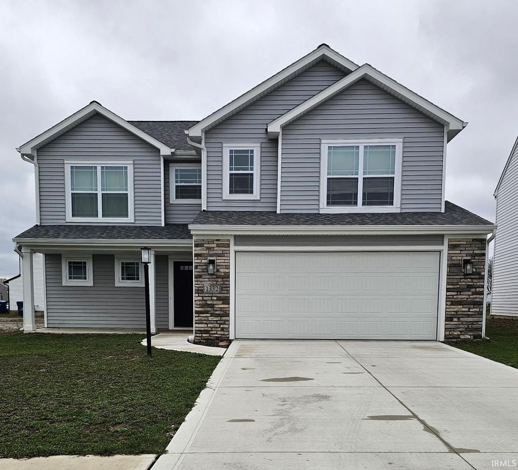 Photo of 1332 Pueblo Trail, Fort Wayne, IN 46845 (MLS # 202545942)