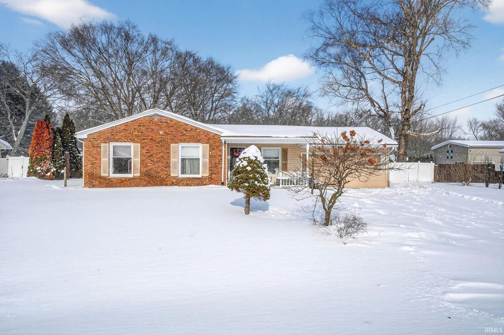 Photo of 11185 Idlewood Drive, Osceola, IN 46561 (MLS # 202602183)