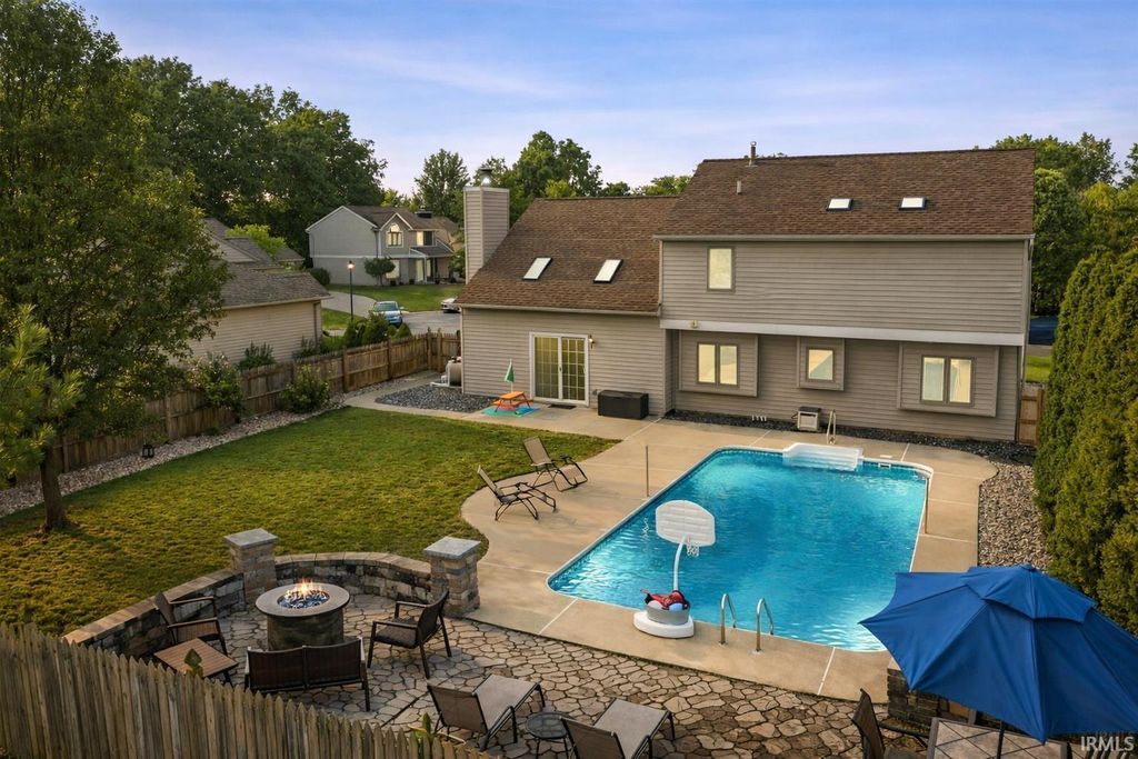 Photo of 2223 Greythorn Drive, Fort Wayne, IN 46815 (MLS # 202600126)