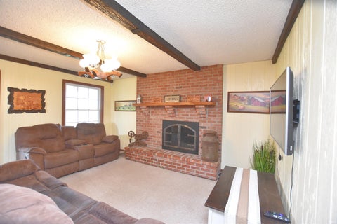 Tiny photo for 8297 E 475 N, Monticello, IN 47960 (MLS # 202632082)