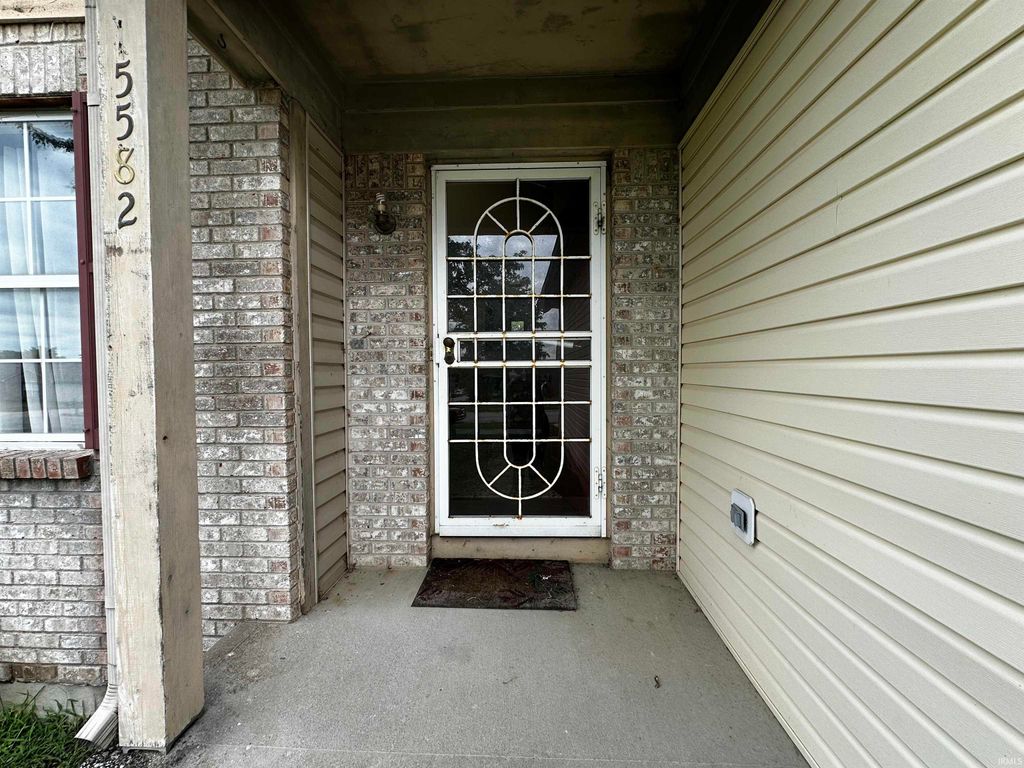 Photo of 5582 Pillory Way, Indianapolis, IN 46254 (MLS # 202541874)