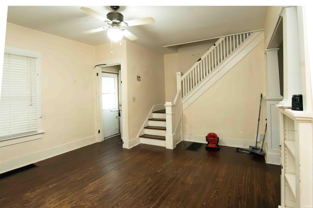 Photo of 2006 Vinton Street, Lafayette, IN 47901 (MLS # 202640972)