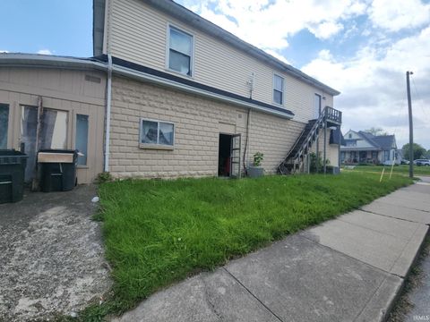 Tiny photo for 704 S Bell Street, Kokomo, IN 46901 (MLS # 202617282)