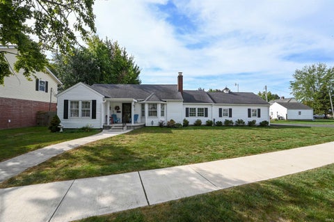 Photo of 1755 W WALNUT Street, Kokomo, IN 46901 (MLS # 202637992)