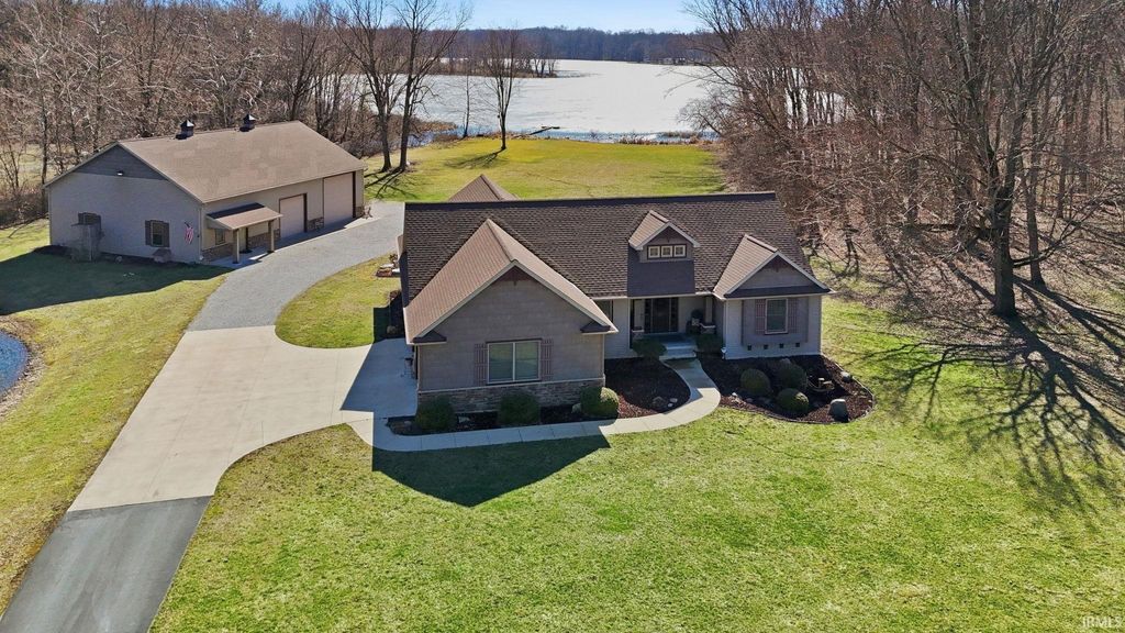 Photo of 3355 W 700 S Road, Claypool, IN 46510 (MLS # 202611686)