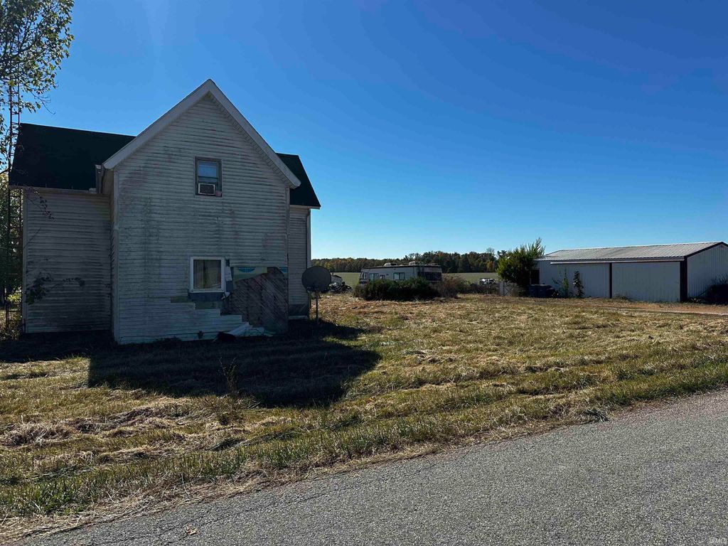 Photo of 9964 E 400 N Road, Van Buren, IN 46991 (MLS # 202542045)