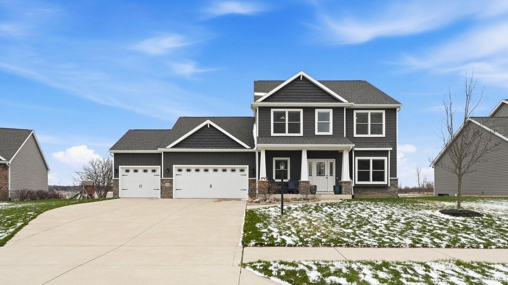 Photo of 11176 Prairie Rose Pass, Roanoke, IN 46783 (MLS # 202608914)