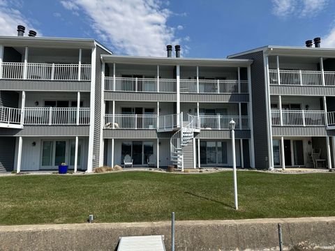 Tiny photo for 1725 Colonial Drive, Rochester, IN 46975 (MLS # 202610536)