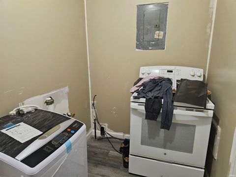 Tiny photo for 1600 High Street, Logansport, IN 46947 (MLS # 202613920)