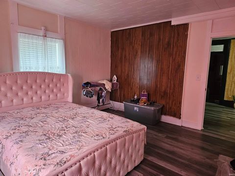 Tiny photo for 1600 High Street, Logansport, IN 46947 (MLS # 202613920)