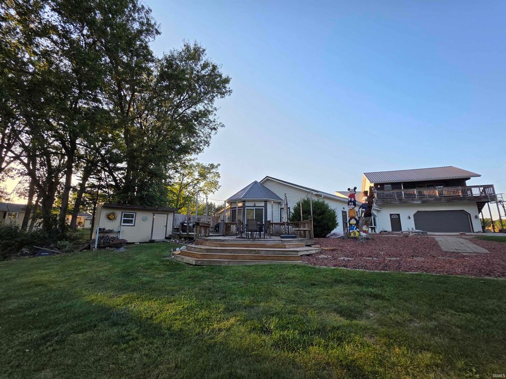 Photo of 3454 E 425 N, Monticello, IN 47960 (MLS # 202539253)