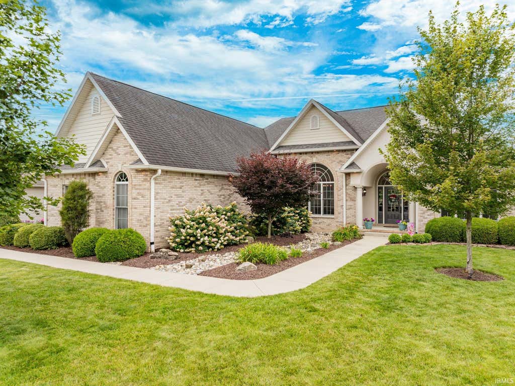 Photo of 2605 N Wickersham Drive, Muncie, IN 47304 (MLS # 202625402)