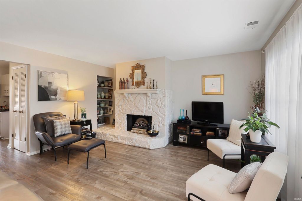 Photo of 1117 Burdette Avenue, Evansville, IN 47714 (MLS # 202611613)