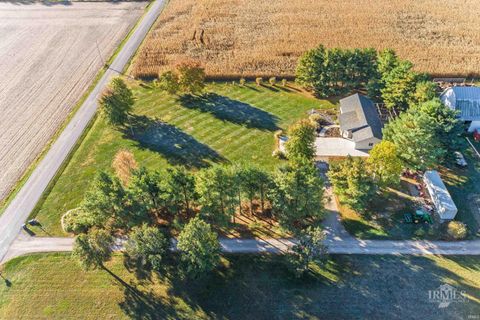 Tiny photo for 11559 S County Road 300 W, Muncie, IN 47302 (MLS # 202543321)