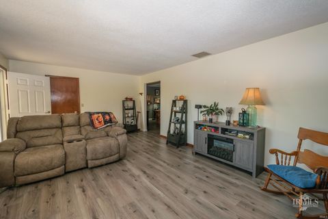 Tiny photo for 11559 S County Road 300 W, Muncie, IN 47302 (MLS # 202543321)