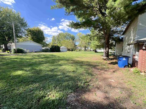 Tiny photo for 617 E 27th Street, Marion, IN 46953 (MLS # 202539315)