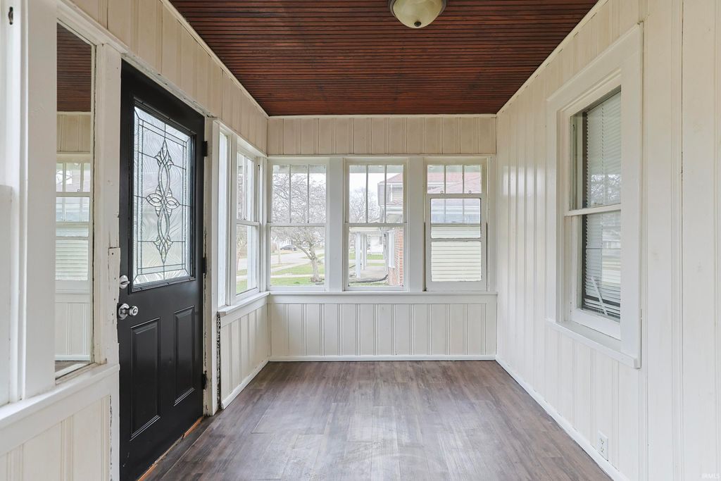 Photo of 2306 Mather Avenue, Elkhart, IN 46517 (MLS # 202608496)