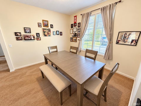 Tiny photo for 811 Honey Willow Boulevard, Huntertown, IN 46748 (MLS # 202643650)