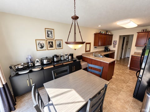 Tiny photo for 811 Honey Willow Boulevard, Huntertown, IN 46748 (MLS # 202643650)