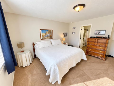 Tiny photo for 811 Honey Willow Boulevard, Huntertown, IN 46748 (MLS # 202643650)