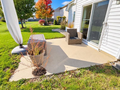 Tiny photo for 811 Honey Willow Boulevard, Huntertown, IN 46748 (MLS # 202643650)