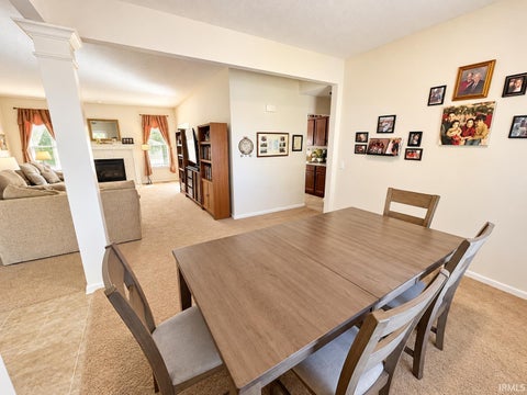 Tiny photo for 811 Honey Willow Boulevard, Huntertown, IN 46748 (MLS # 202643650)