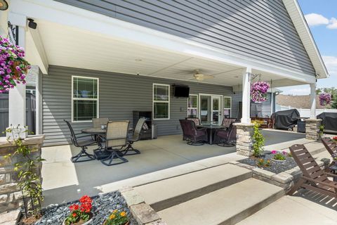 Tiny photo for 8433 Shepardson Creek Drive, Lafayette, IN 47905 (MLS # 202615948)