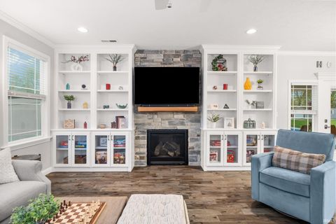 Tiny photo for 8433 Shepardson Creek Drive, Lafayette, IN 47905 (MLS # 202615948)