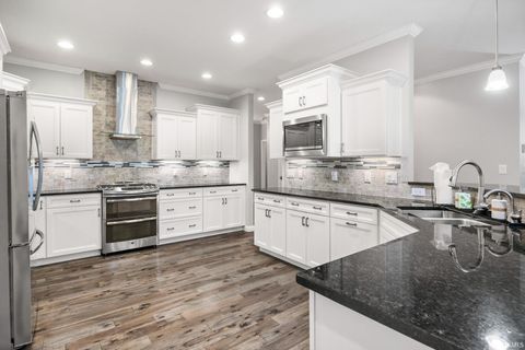 Tiny photo for 8433 Shepardson Creek Drive, Lafayette, IN 47905 (MLS # 202615948)