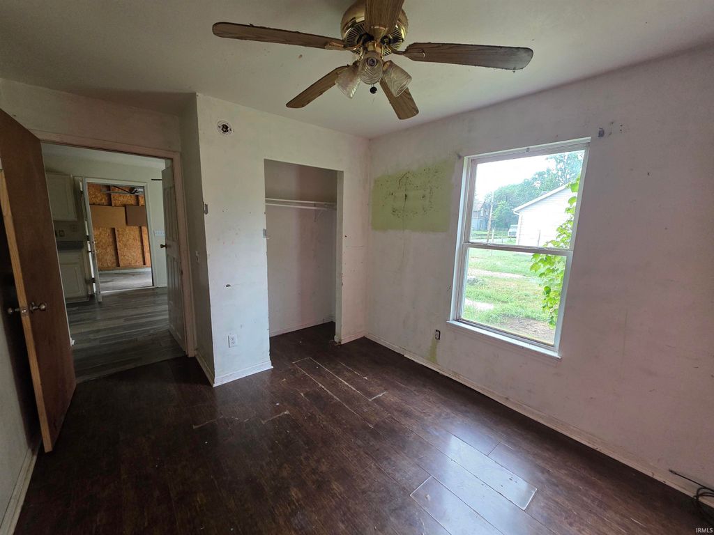 Photo of 2241 W Washington Street, South Bend, IN 46628 (MLS # 202548398)
