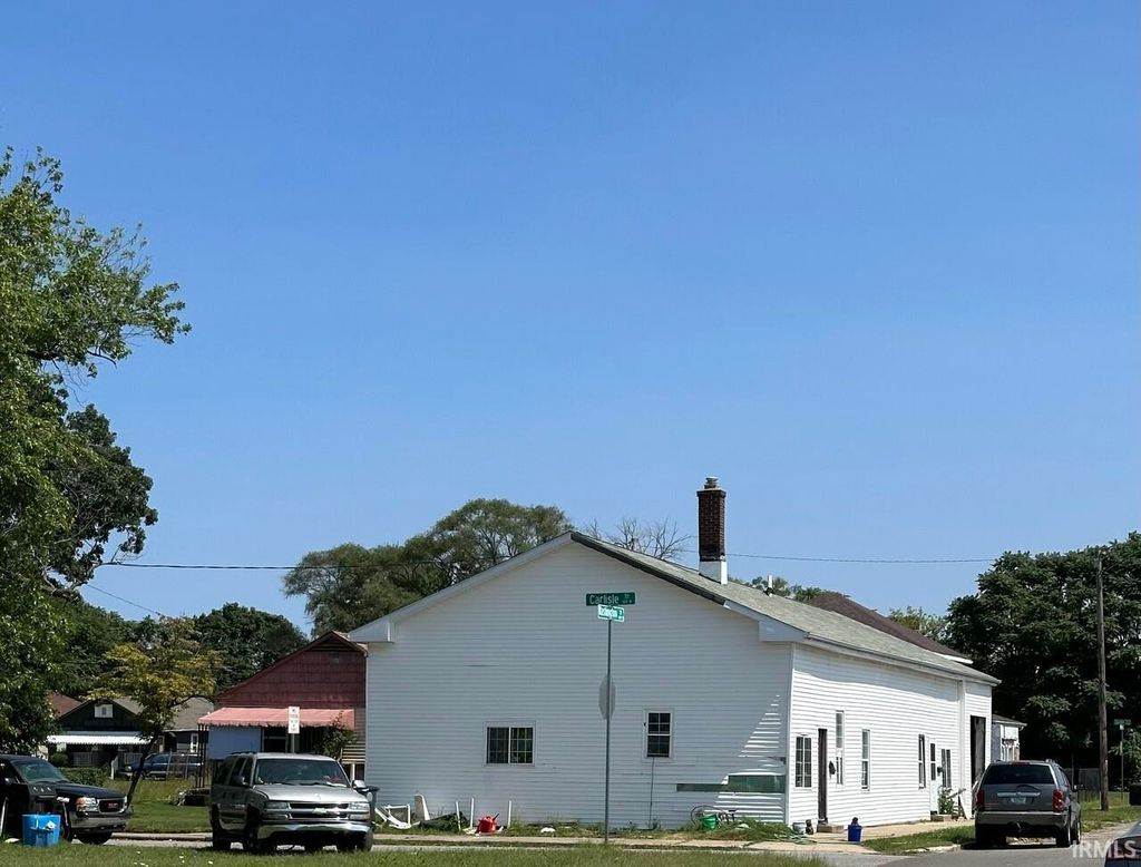 Photo of 2241 W Washington Street, South Bend, IN 46628 (MLS # 202548398)