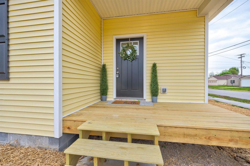 Photo of 411 W Trusler Street, Oakland City, IN 47660 (MLS # 202608797)