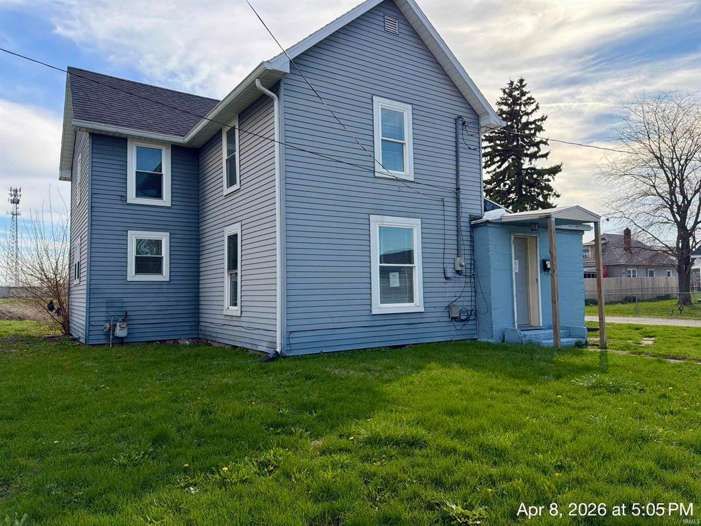 Photo of 131 W Lordeman Street, Kokomo, IN 46901 (MLS # 202613614)