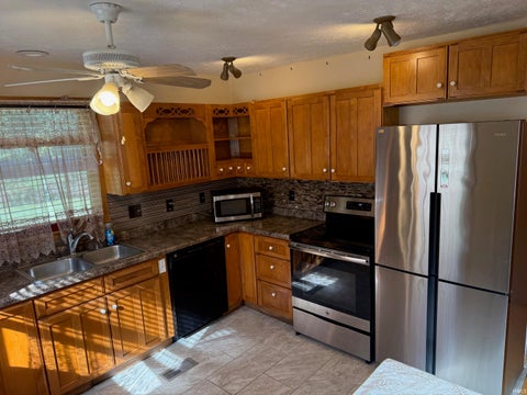 Tiny photo for 1555 W PR 250 S, Logansport, IN 46947 (MLS # 202644245)
