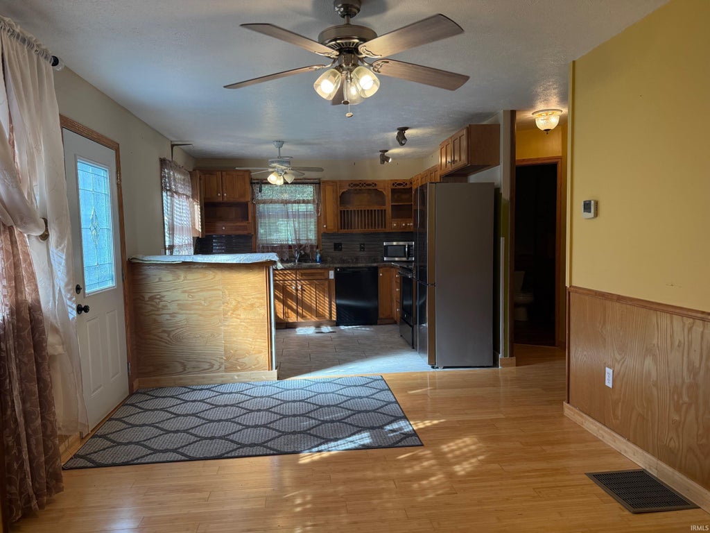 Photo of 1555 W PR 250 S, Logansport, IN 46947 (MLS # 202644245)