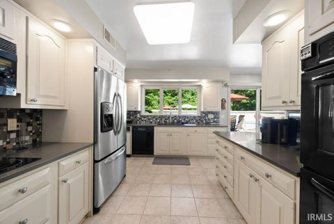 Tiny photo for 570 Golden Place, Lafayette, IN 47905 (MLS # 202537853)