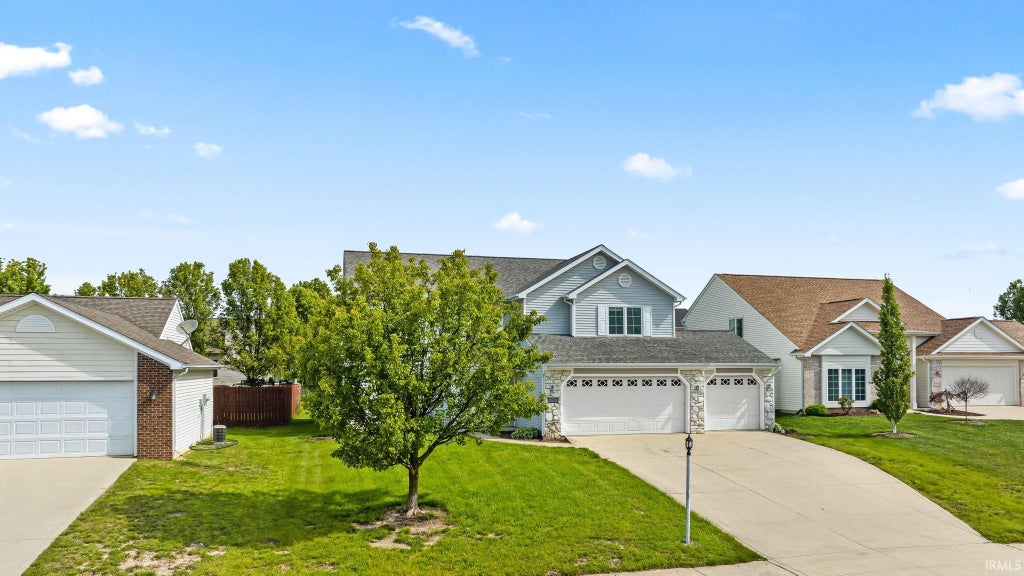 Photo of 14933 Knobcone Court, Fort Wayne, IN 46814 (MLS # 202641979)