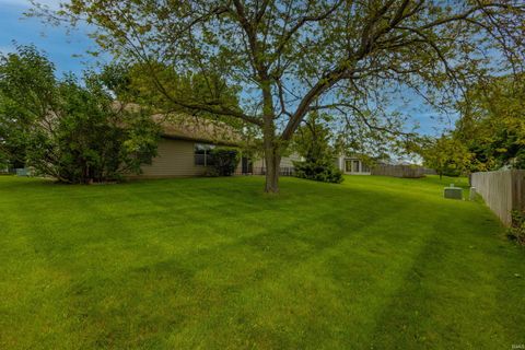Tiny photo for 124 S Brookfield Drive, Lafayette, IN 47905 (MLS # 202618588)