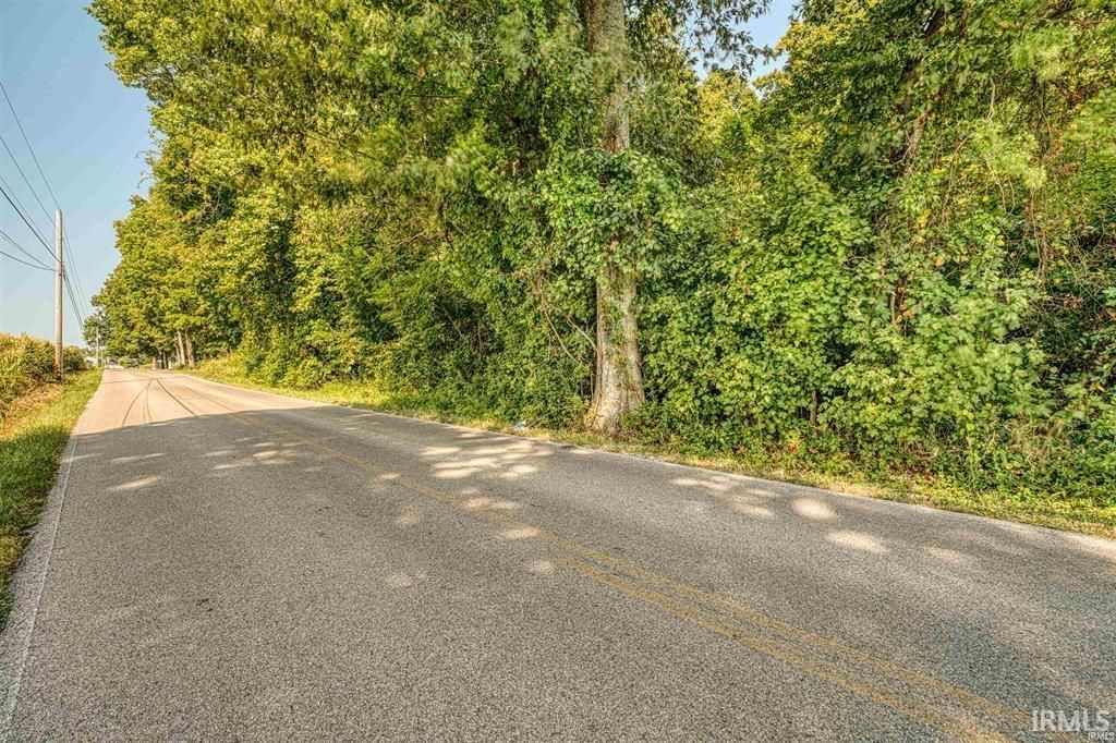 Photo of Willow Pond Road, Newburgh, IN 47630 (MLS # 202613355)