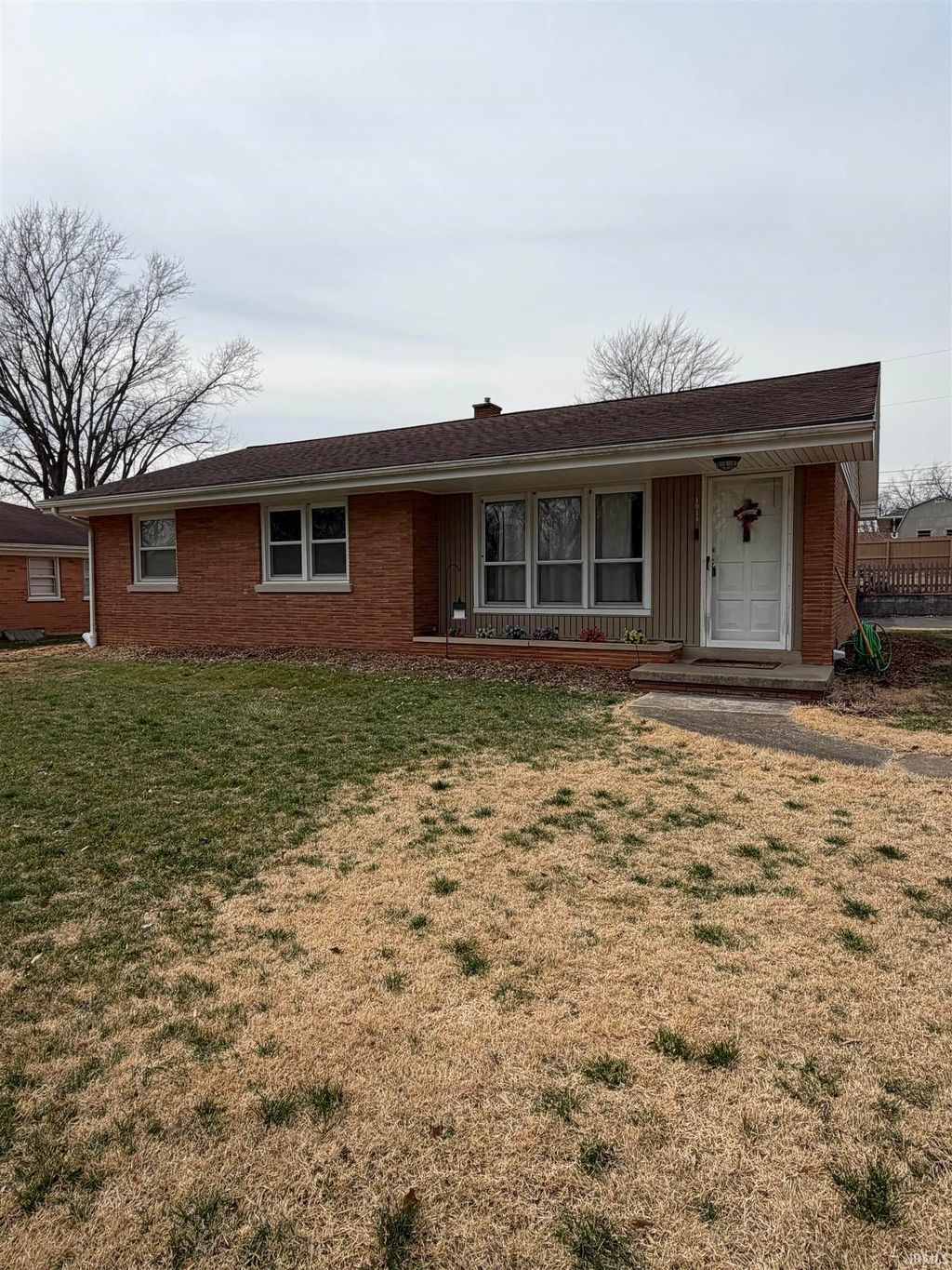 Photo of 1014 N Vine Street, Boonville, IN 47601 (MLS # 202605838)