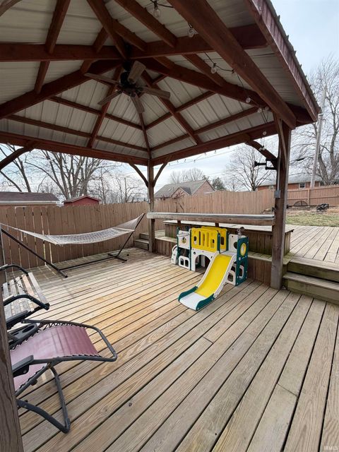 Tiny photo for 1014 N Vine Street, Boonville, IN 47601 (MLS # 202605838)