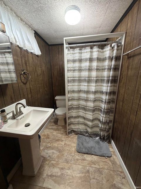 Tiny photo for 1014 N Vine Street, Boonville, IN 47601 (MLS # 202605838)