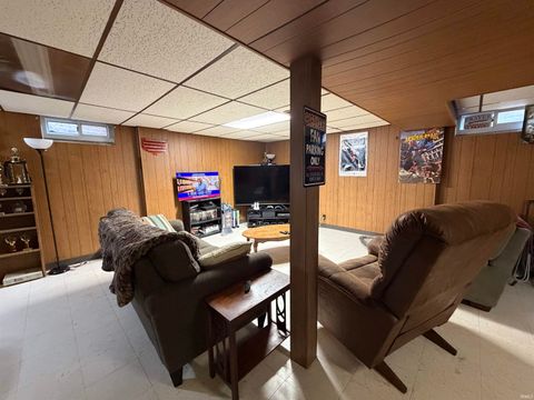 Tiny photo for 1014 N Vine Street, Boonville, IN 47601 (MLS # 202605838)