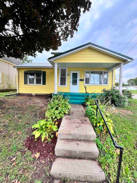 Tiny photo for 919 N Purdum Street, Kokomo, IN 46901 (MLS # 202638510)