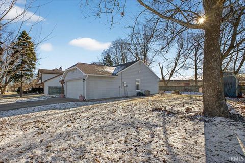 Tiny photo for 11 McCutcheon Drive, Lafayette, IN 47909 (MLS # 202602273)