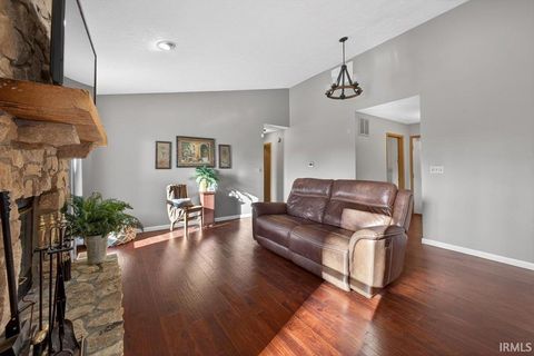 Tiny photo for 11 McCutcheon Drive, Lafayette, IN 47909 (MLS # 202602273)