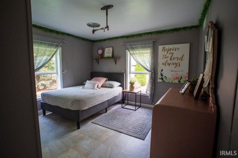 Tiny photo for 56360 County Road 33, Middlebury, IN 46540 (MLS # 202637929)