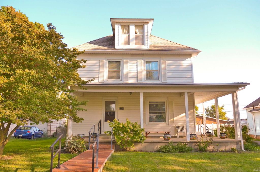 Photo of 103 E Peterson Street, Otterbein, IN 47970 (MLS # 202539692)