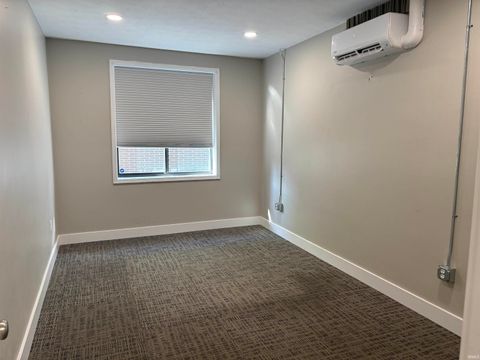 Tiny photo for 511 Newton Street, Jasper, IN 47546 (MLS # 202612752)